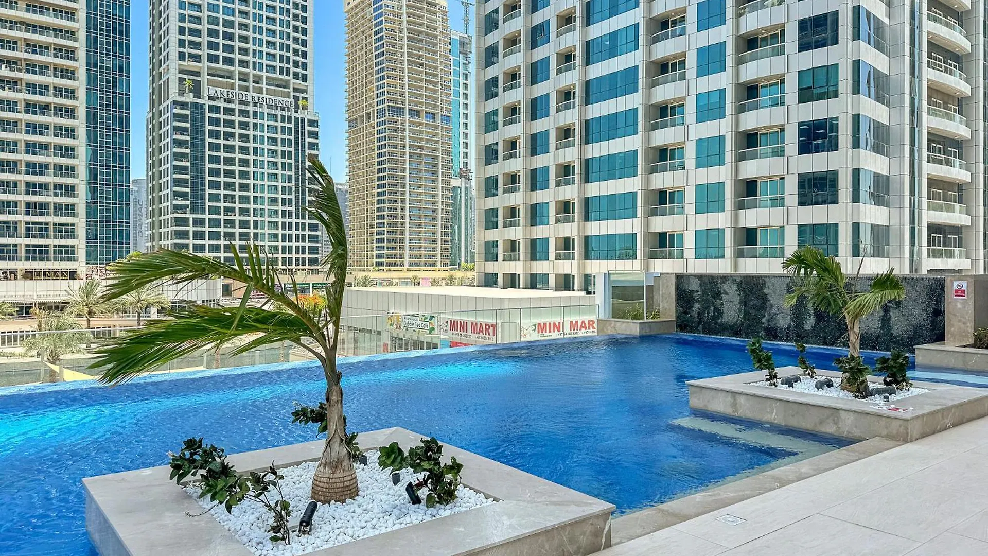 Stylish 1 Bedroom Apartment Close To Jbr Beach Dubai